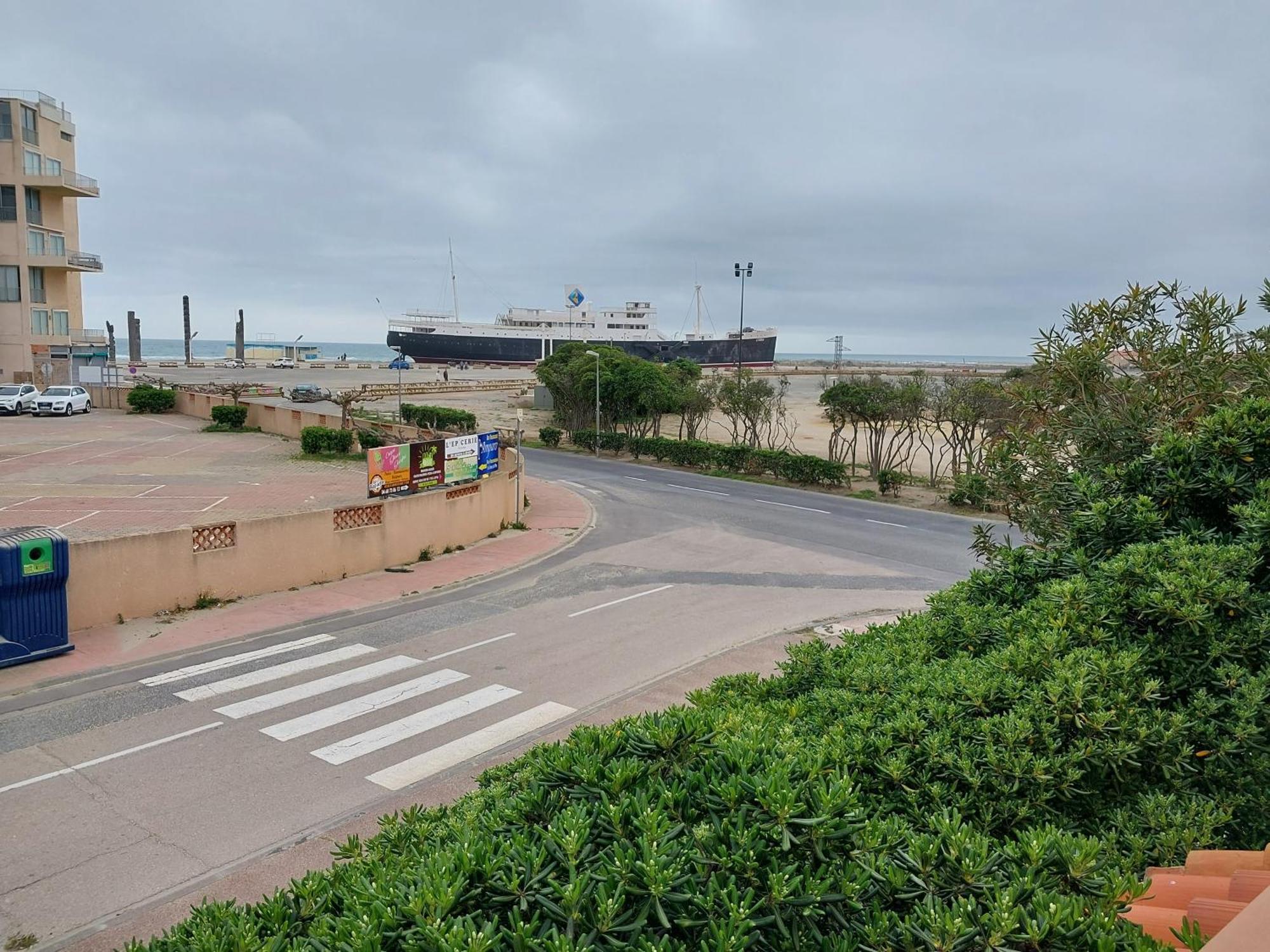 Maison Climatisee A 100 M Proche Du Lydia Apartment Le Barcares